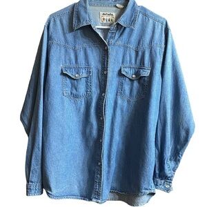 VTG Details Western Denim Button Down Shirt Size Medium